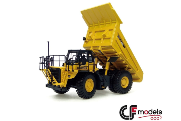8009U Universal Hobbies Komatsu HD 605 - dépôt-vente