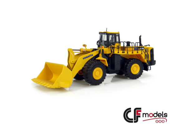 8008U Universal Hobbies Komatsu WA 600 - dépôt-vente